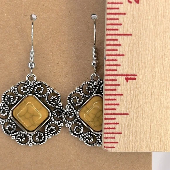 Vintage Boho Drop Dangle Earrings Ancient Silvery W/Yellow Stone fashion Jewelry - Picture 2 of 2
